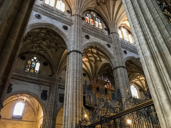 tarihi katedral iç, Salamanca, İspanya