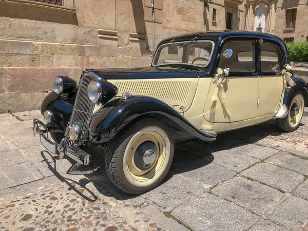 Boda Coche Decorado Con Flores — Foto de Stock