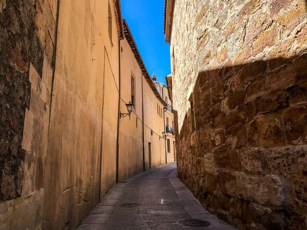 Calle Narrow City Salamanca España —  Fotos de Stock