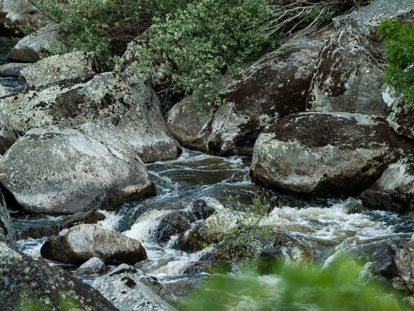 Dağ nehri, San Esteban, İspanya