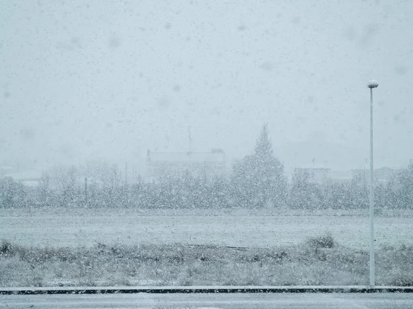 Nieve Blanca Cayendo Día Invierno — Foto de Stock