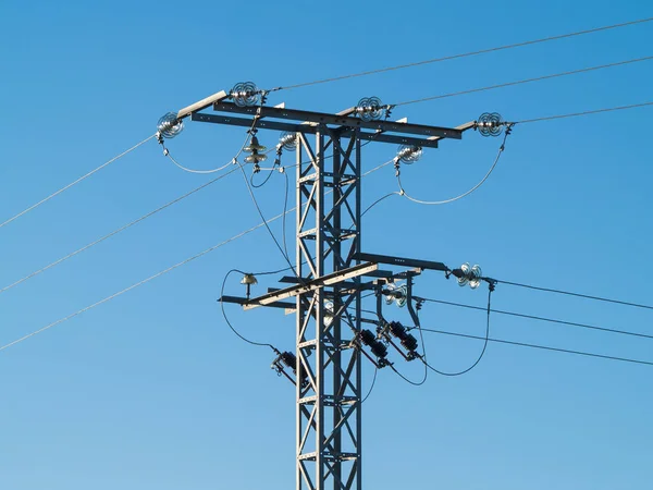 Torre Electricidad Con Fondo Cielo Azul — Foto de Stock