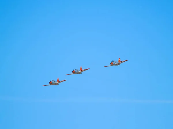 Gökyüzünde Uçaklar Seyahat Doğa — Stok fotoğraf