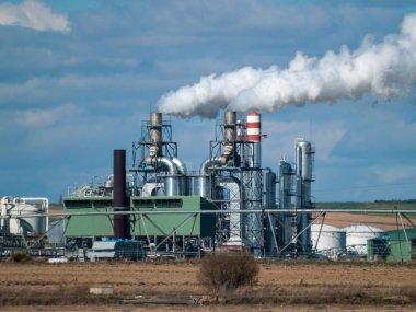 Beyaz duman bacaları alanında, Huerta Salamanca, İspanya üzerinden elektrik santrali            