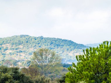 Dağ manzarası içinde Cenicientos, Madrid, İspanya 