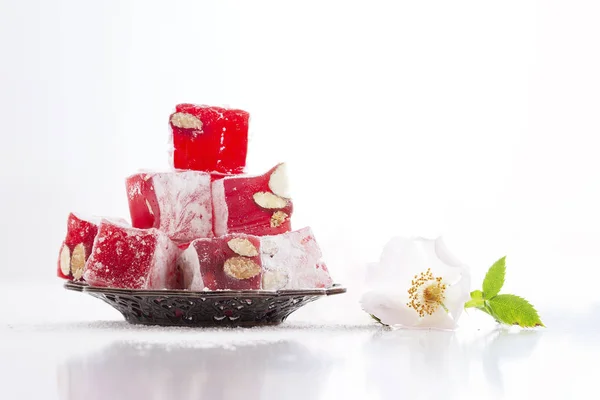 Originální turecké sladkosti na stole — Stock fotografie