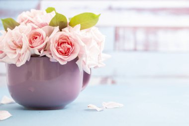 bir kupa bahar buketi