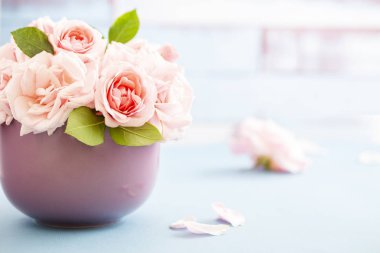 bir kupa bahar buketi