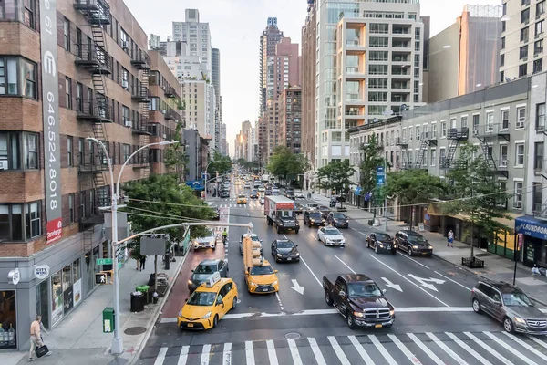 Trafik Manhattan'da Doğu 60 street, New York City