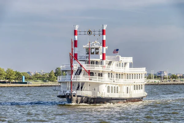 Tekne yelken New York Bay parti