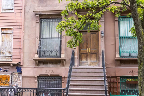 Brooklyn bölgesinde, New York'un eski konut bina