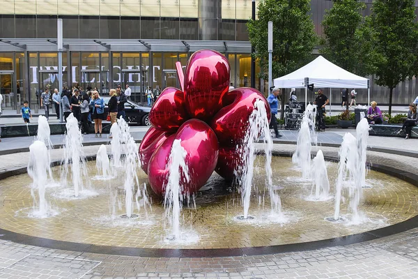 Red Balloon Flower Jeff Koons World Trade Center Junio 2017 — Foto de Stock
