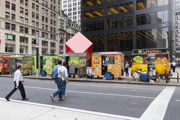 Vista Trasera Food Trucks Vendedores Ambulantes Comida Ciudad Nueva York —  Fotos de Stock