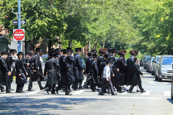 Juifs Orthodoxes Portant Des Vêtements Spéciaux Chabbat Williamsburg Brooklyn New — Photo