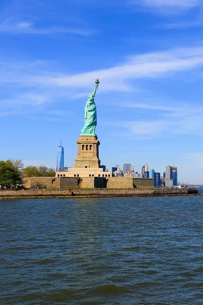 Statue Liberty Manhattan Skyline — Stock Photo, Image