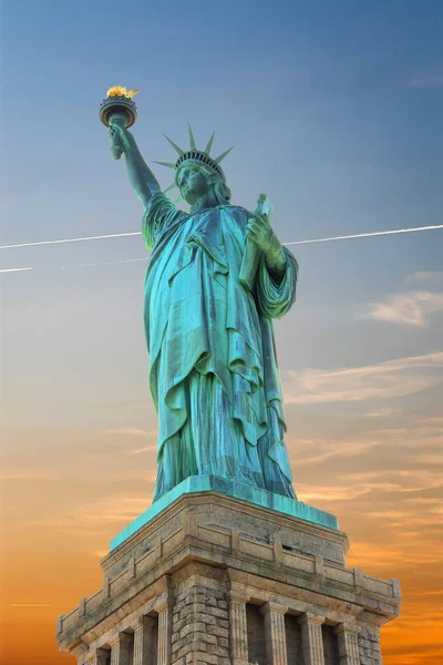 Estátua Liberdade Isolado Branco Nova York — Fotografia de Stock