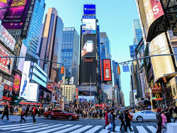 Times Square'de günbatımı