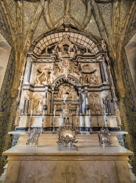 Retablo Alabastro Caliza Negra Dentro Del Palacio Romanticista Pena — Foto de Stock