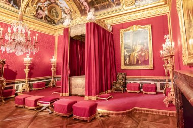 Versailles, Fransa - 14 Mart 2018: Mercury Salon Royal Palace Versailles Fransa Kral'ın büyük dairede.
