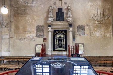 Krakow, Polonya 5 Haziran 2018: 1644 ' tarihi Kazimierz Krakow bölgesinde, Polonya'da yerleşik bir Prayerhouse içinde Izaak Synagogue veya Isaac Synagogue, resmen Isaak Jakubowicz sinagog bilinen olduğunu