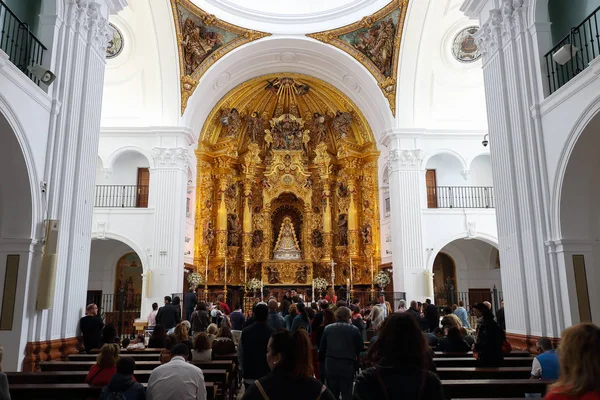 Rocío Huelva España Abril 2017 Oración Frente Retablo Altar Mayor — Foto de Stock