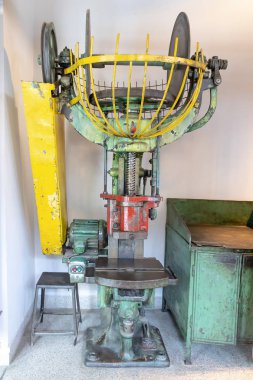 Eski çelik işleme makine metal eşya sanayi üretimi geçmişte için