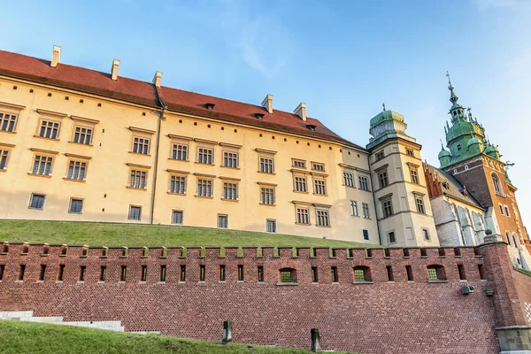 Castelo Real Monte Wawel Pôr Sol Cracóvia Polónia — Fotografia de Stock