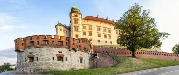 Castelo Real Monte Wawel Pôr Sol Cracóvia Polónia — Fotografia de Stock