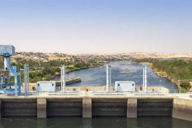 Yüksek Barajı hidroelektrik enerji üretimi, Nubia, Mısır için Aswan'da.