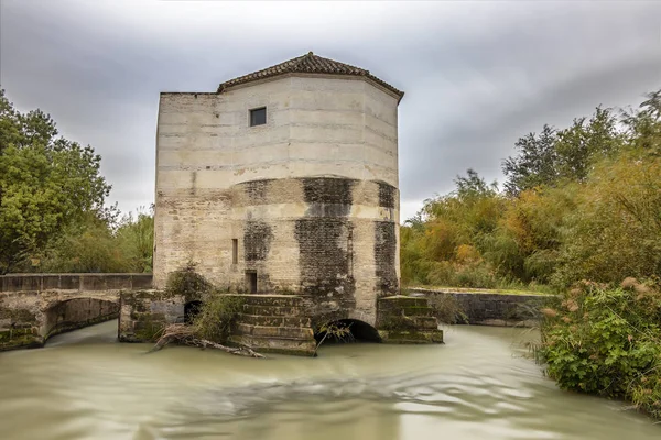 Fotografía Larga Exposición Del Antiguo Molino Agua Río Guadalquivir Córdoba —  Fotos de Stock