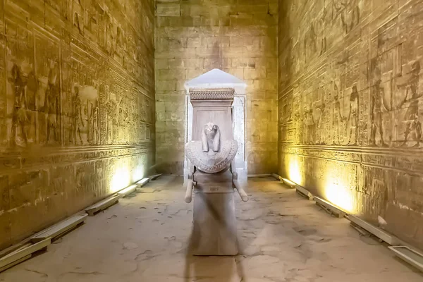 Edfu 이집트에 Horus의 — 스톡 사진