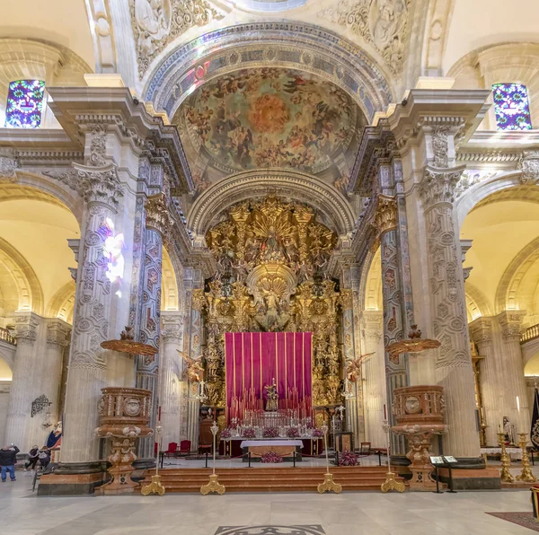 Seville, Spain - January 13, 2019: Main Altar of el Salvador chu — Stock Photo, Image
