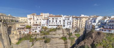 Ronda, İspanya Tajo Vadisi 'ndeki eski şehir manzarası