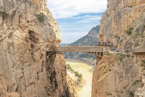 Ponte no desfiladeiro do Gaitanes em el Caminito del Rey (O Rei — Fotografia de Stock