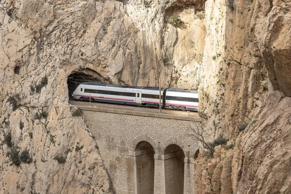 Málaga, Espanha - 1 de março de 2019: trem RENFE Classe 120 da Renfe S — Fotografia de Stock