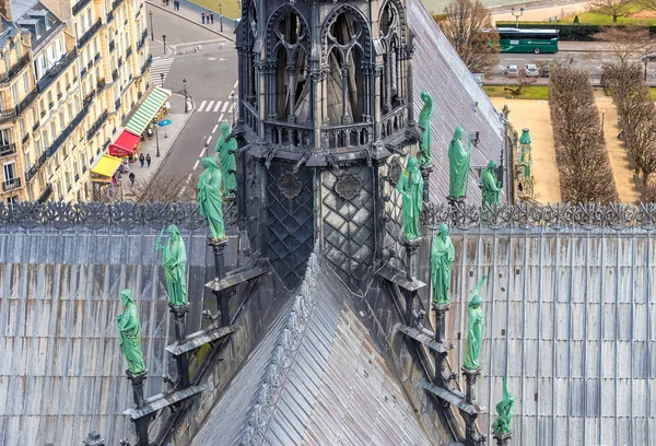 Paris, Frankrike-mars 15, 2018: detalj av spiran av Notre dam — Stockfoto