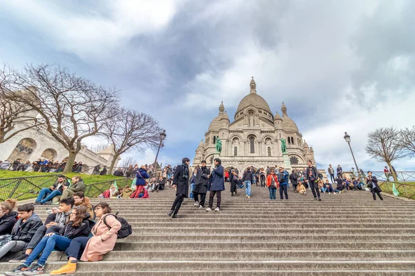 Paris, France - March 15, 2018: The Basilica of the Sacred Heart — Stock Photo, Image