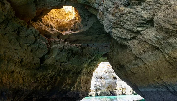 Groupe Touristes Dans Bateau Visitant Les Grottes Benagil — Photo
