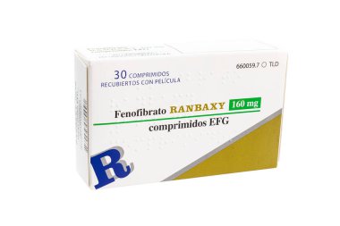 Huelva, İspanya - 23 Temmuz 2020: İspanyol Fenofibrate markası Randaxy, anormal kan lipit seviyelerinin tedavisinde kullanılan fibrat sınıfının bir ilacıdır.. 
