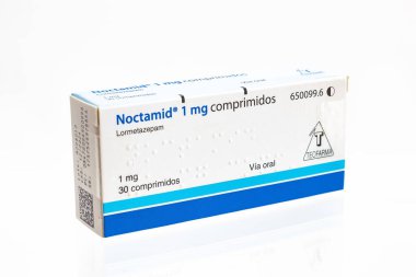 Huelva, İspanya-23 Eylül 2020: Teofarma laboratuvarından Lormetazepam Markası Noctamid. Lormetazepam hipnotik benzodiazepin olarak kabul edilir ve resmi olarak orta ila şiddetli uykusuzluk için belirtilmiştir.