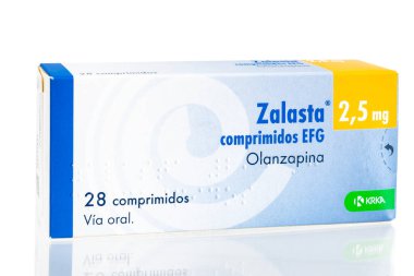 Huelva, İspanya-9 Ekim 2020: KRKA Eczacılık 'tan bir kutu Olanzapine markası Zalasta, antipsikotik ilaç olanzapine depresyondaki hastalarda artma tedavisi olarak kullanılmıştır.