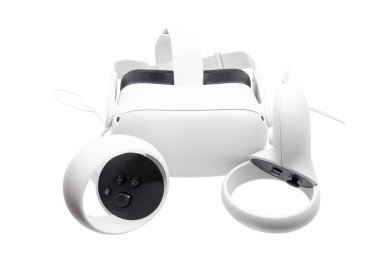 Huelva, İspanya - 13 Ekim 2020: Oculus Quest 2, VR 'nin bir sonraki nesli. Yeniden dizayn edilmiş bir form faktörü, yeni dokunmatik kontrolörleri ve şimdiye kadarki en yüksek çözünürlüklü ekran