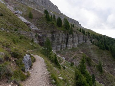 Güney Tyrol Rosengartengroup 'tan güzel ve Idyllic Peyzaj. Yüksek kalite fotoğraf