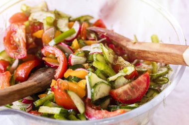 Taze sebze ve zeytinyağı ile kopya alanı yararlı salata