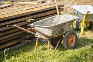 İnşaat sitede inşaat arabası. Kopya alanı 