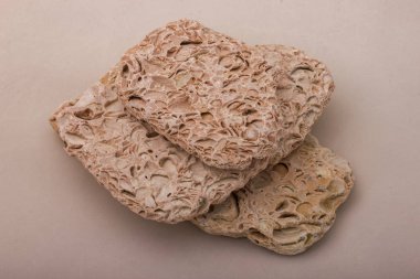 Doğal taş deniz hayvanlarının kabukları ile. Arka plan doku 