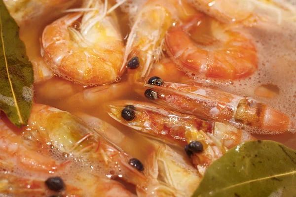 Boiled Shrimps Broth Cooking Seafood — Stock Photo, Image