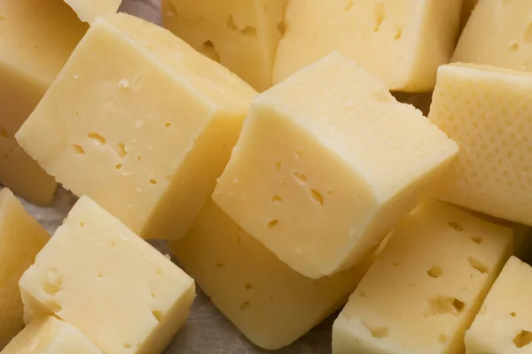 Atıştırmalık Bir Atıştırmalık Için Peynir Küpleri Yakın Çekim — Stok fotoğraf