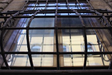 Rendeleyin ve yansıma içeren pencere