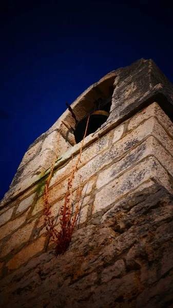 スプリット クロアチア教会聖ニコラ トラベラーの鐘 — ストック写真